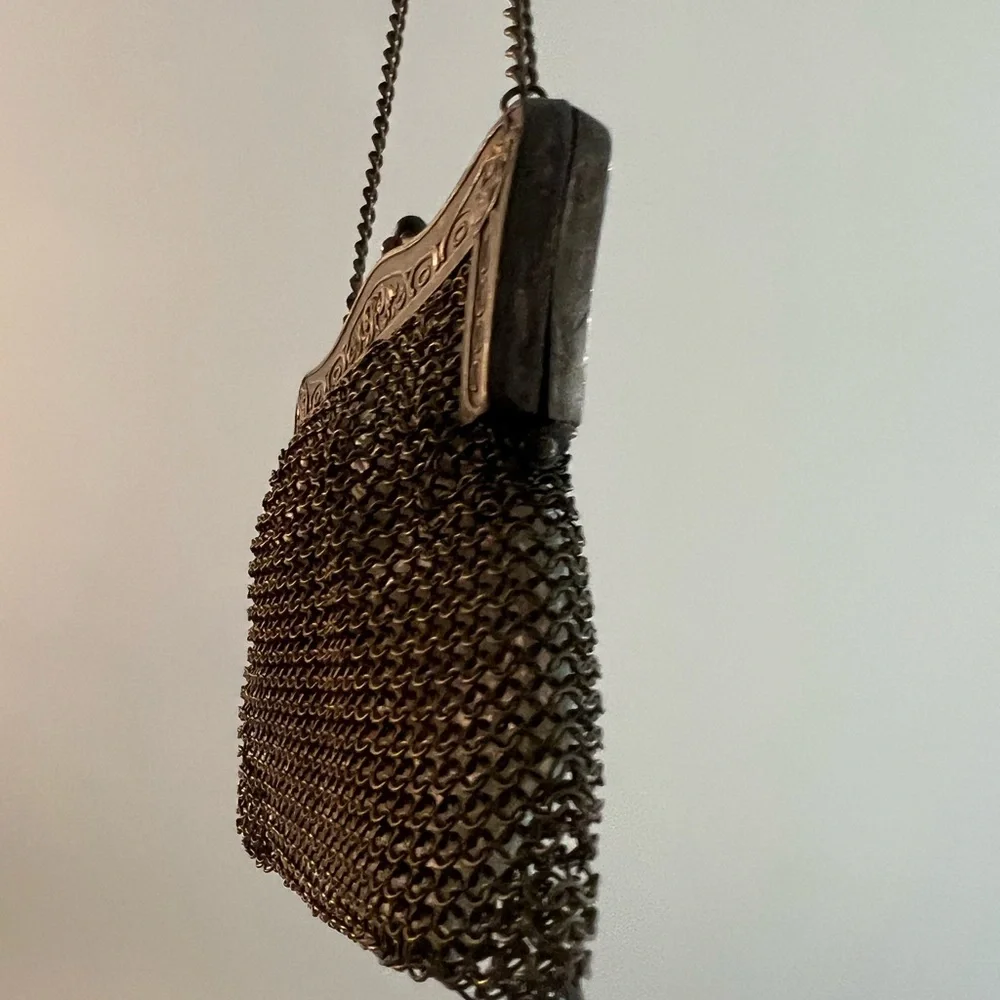 Antique Victorian Ornate Frame Metal Mesh Purse Bag - Picture 6 of 11